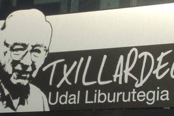 Txillardegiren heriotzaren 10. urteurreunean, bere izenaren aldeko erreibindikazioa