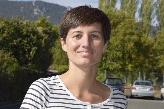 Pikara magazine feministaren zuzendari June Fernandezi elkarrizketa