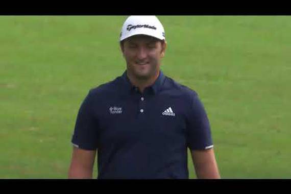 Jon Rahm euskaldunak sartu du golfaren historiako kolpe onena