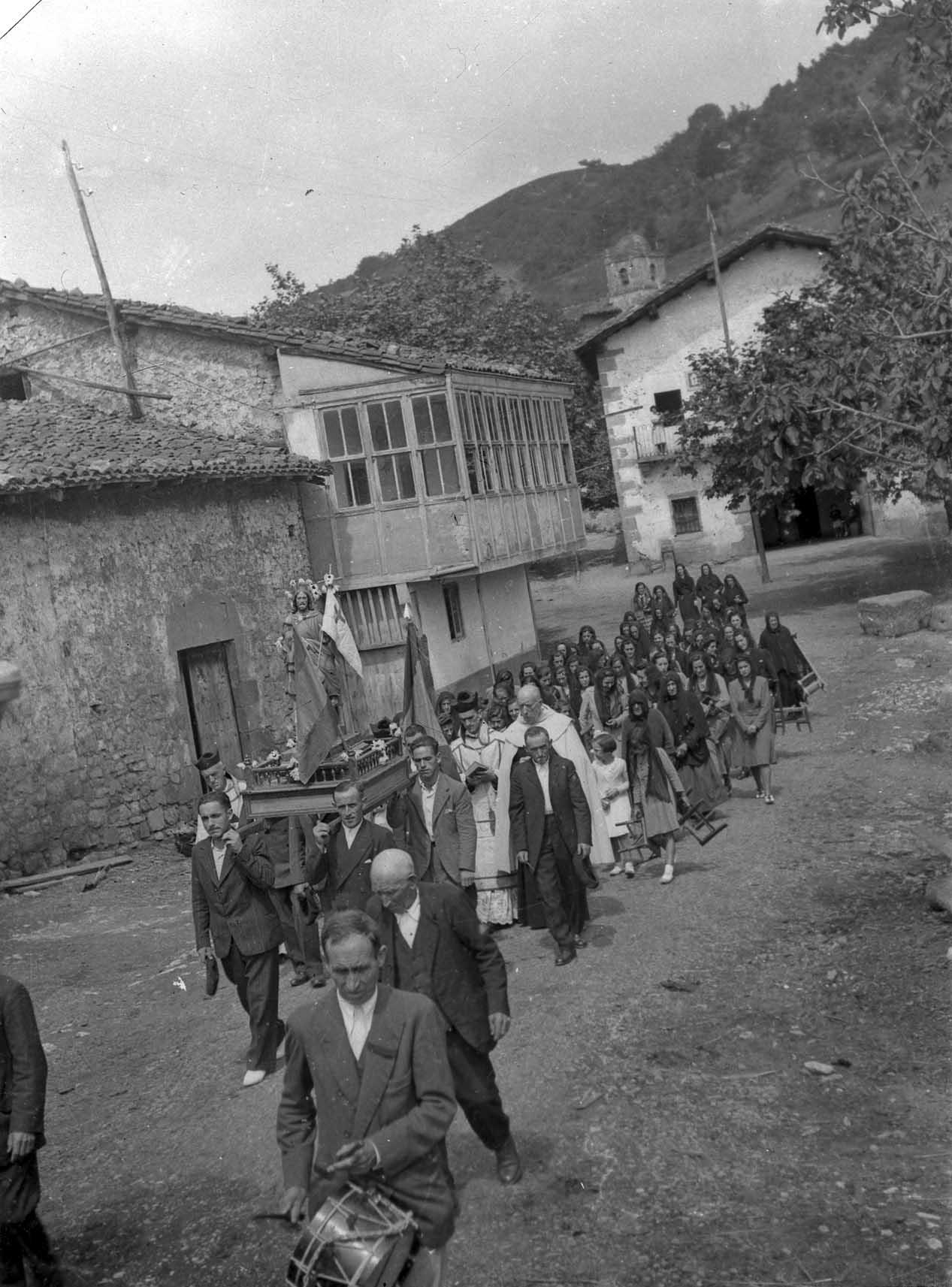Santiagoko prozesioa Garain.