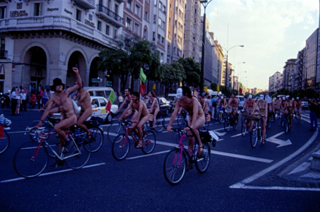 Marcha Ciclonudista