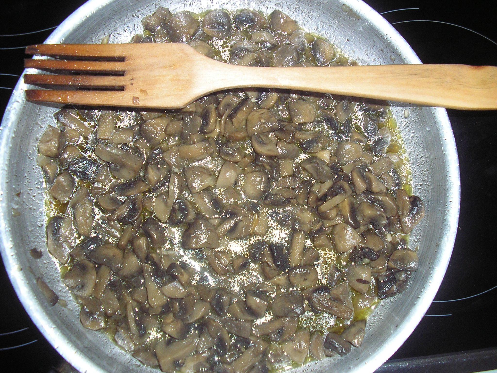 Txanpinoiak saltsan