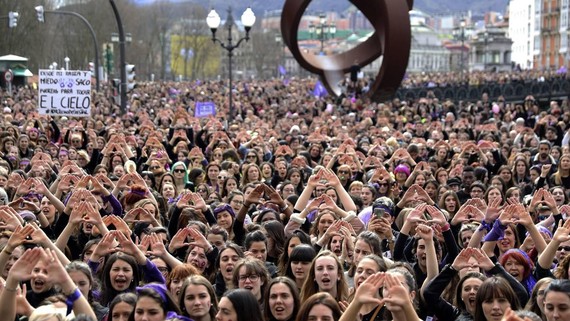 Gizonezkoentzako gida M8ko greba feministaren aurrean