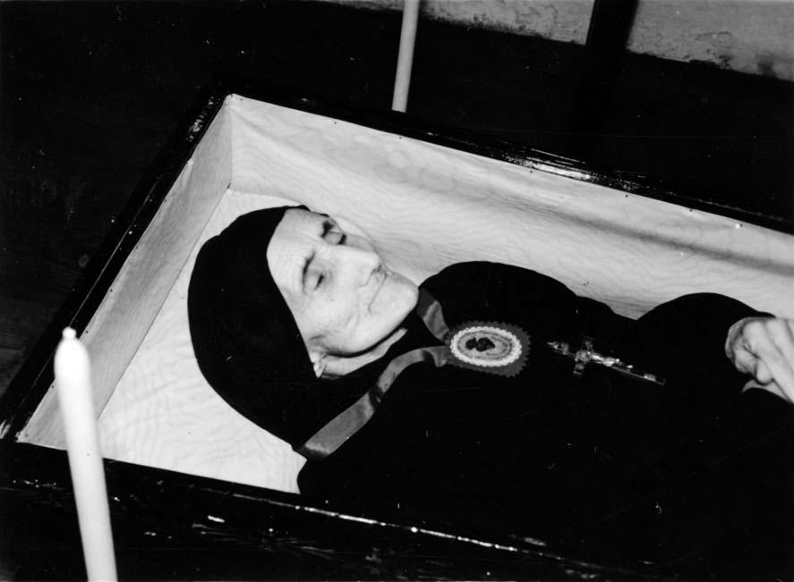 92 urteko Simona Anaut euskalduna, hildakoan.