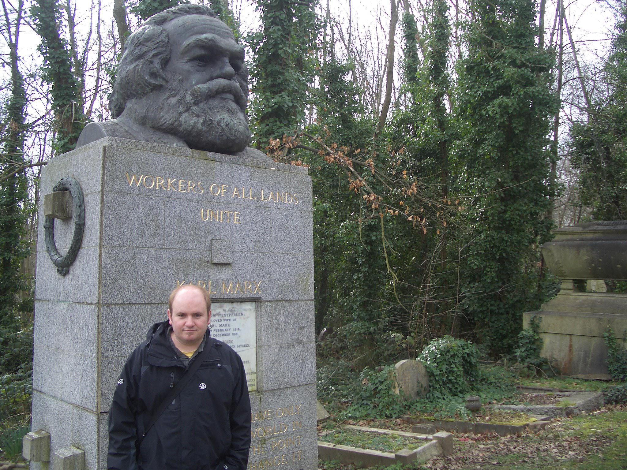 Marxekin Highgate hilerrian