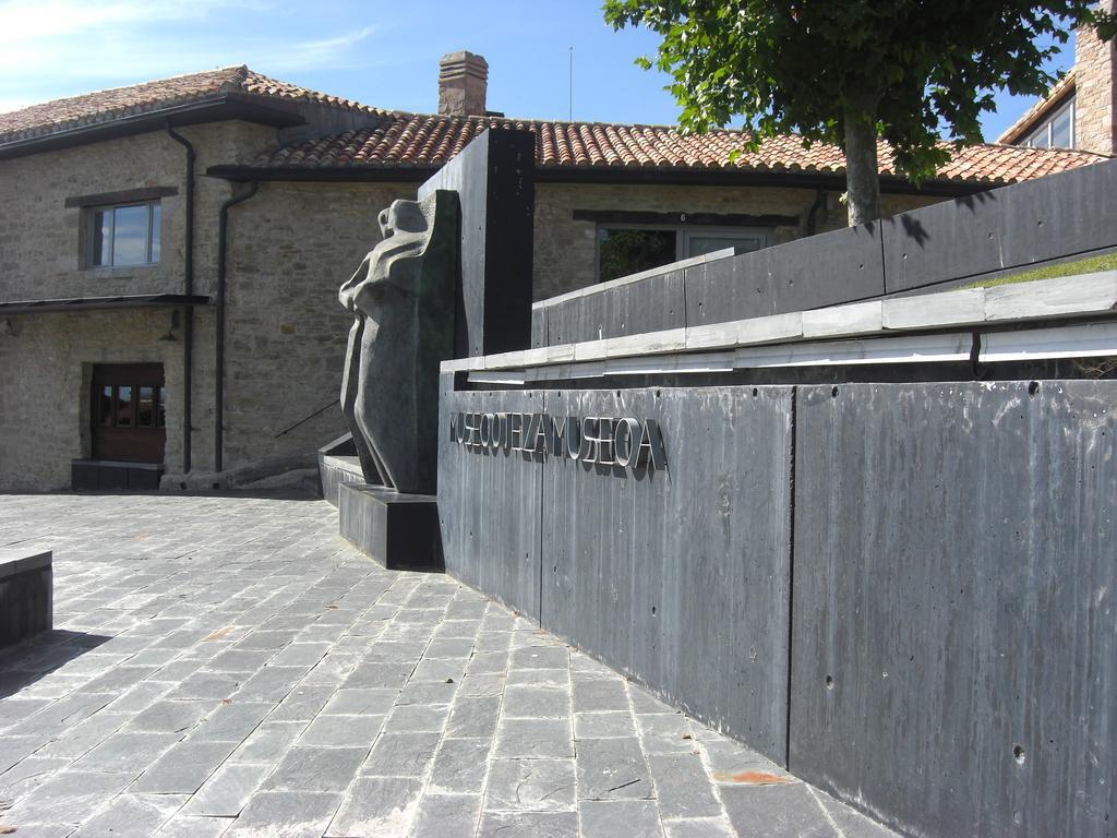 Altzuza, Oteiza museoa