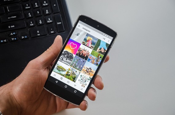 Instagram erabiltzerakoan datuak aurrezteko lau modu