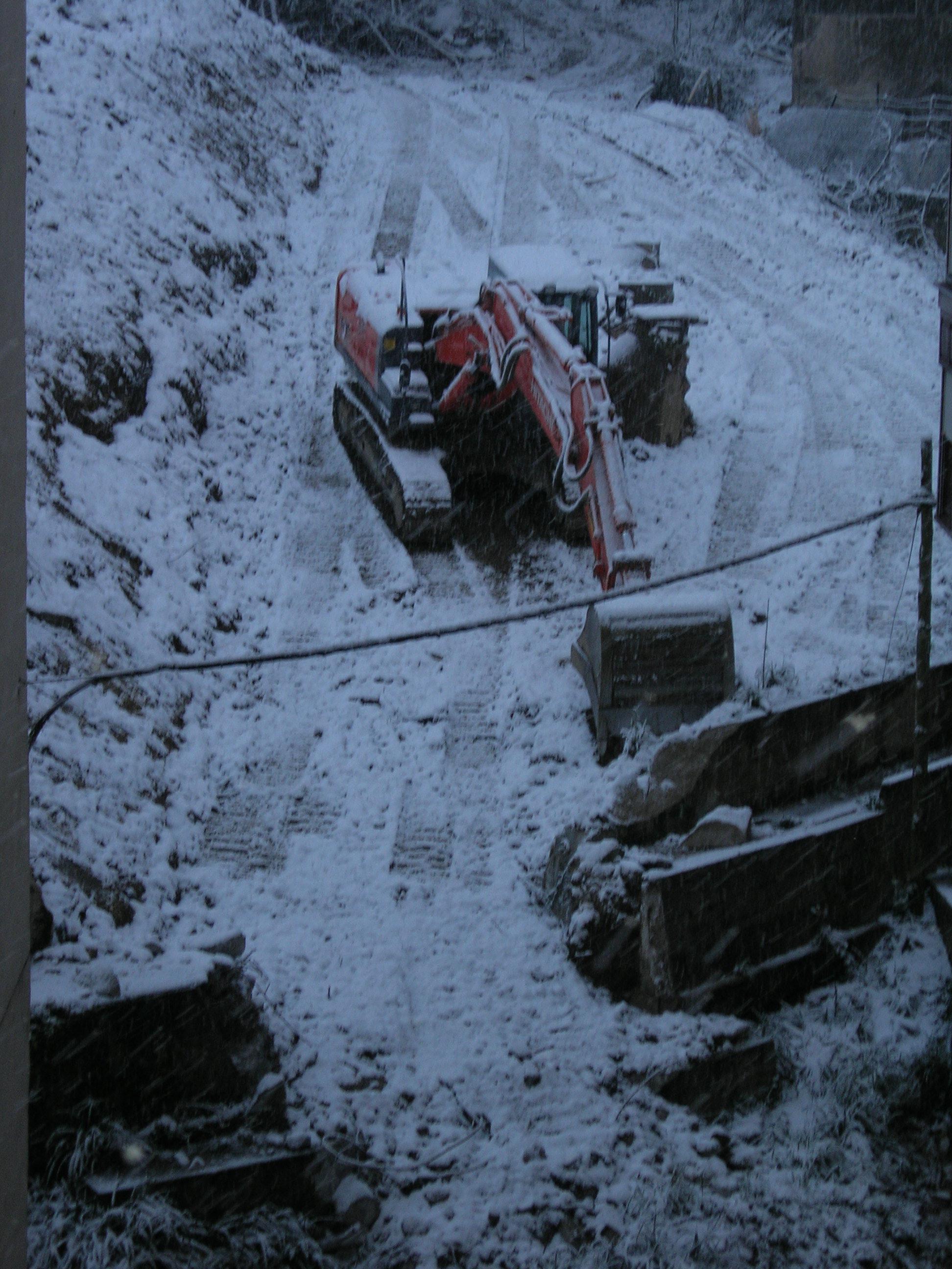 Hitachi geldirik elurpean