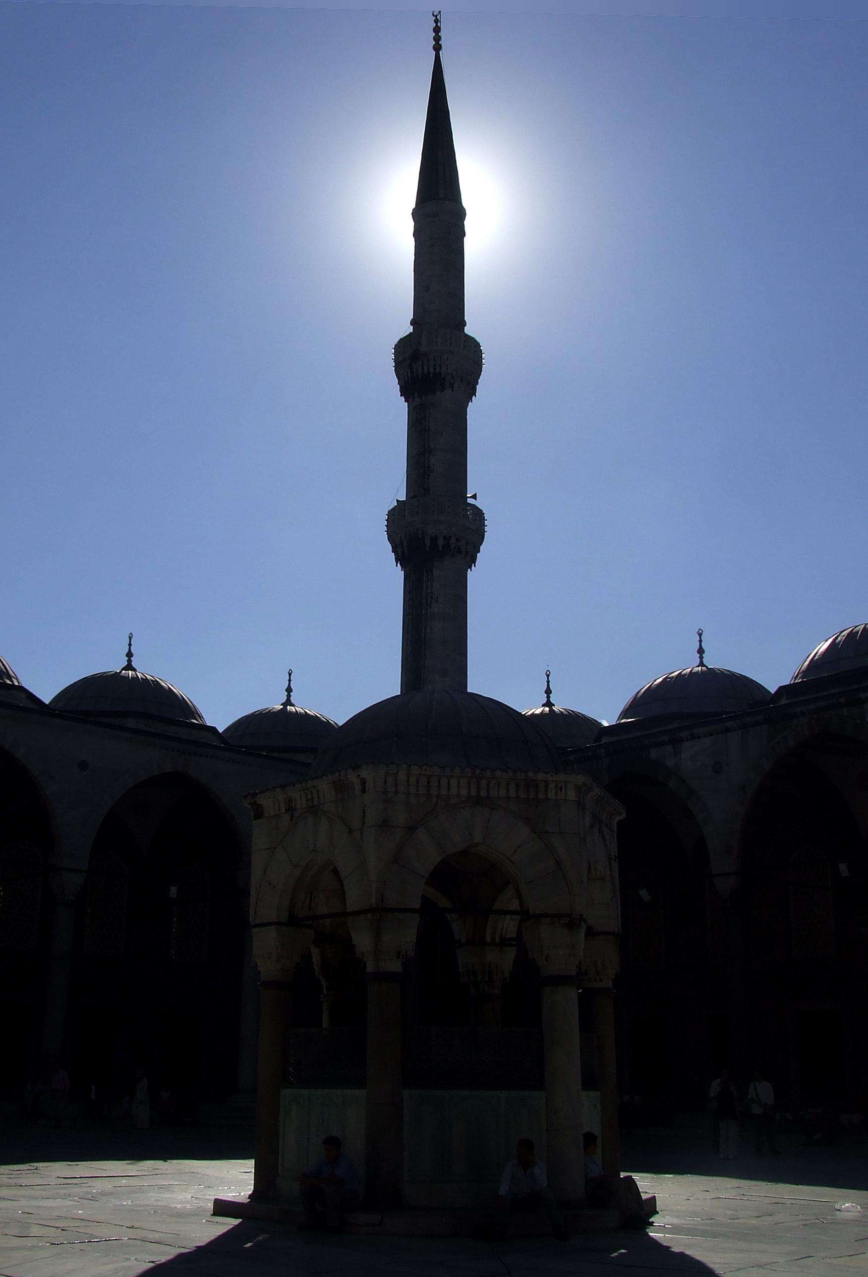 2008-VIII-A Time to pray.jpg