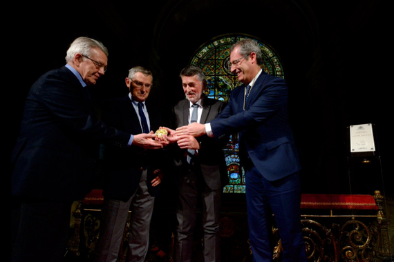 Joseba Intxausti, Jakineko zuzendari izana, hil egin da