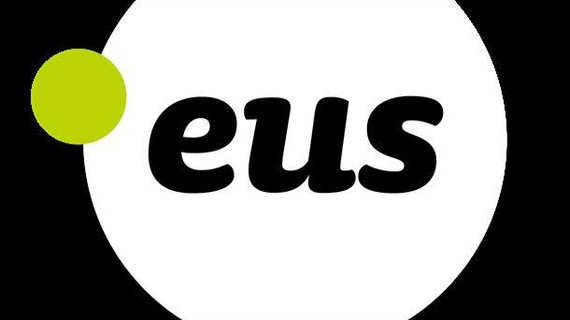 Puntueusek Interneten eskaintza eta eskaria indartzeko deia egin du