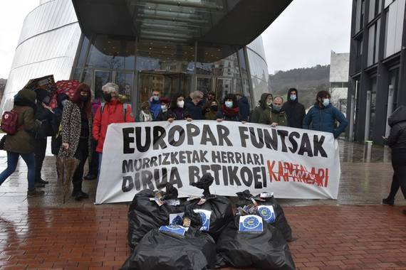 Aldaketa sakona euskal eredu ekonomikoan, manifestu berri baten aldarrikapena