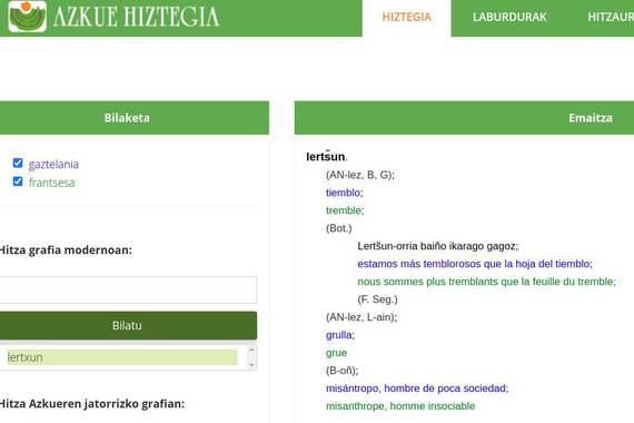 Azkue Hiztegia online jarri dute