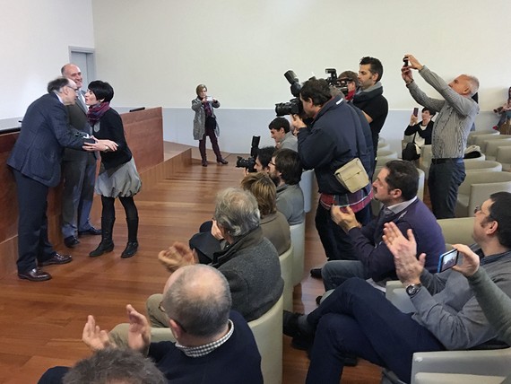 Euskarazko Tesien VI. Sarietako irabazleak jakinarazi dituzte: Asier López, Olatz Pérez, Mikele Macho, Juan Mari Aguirreurreta eta Miren Ibarluzea