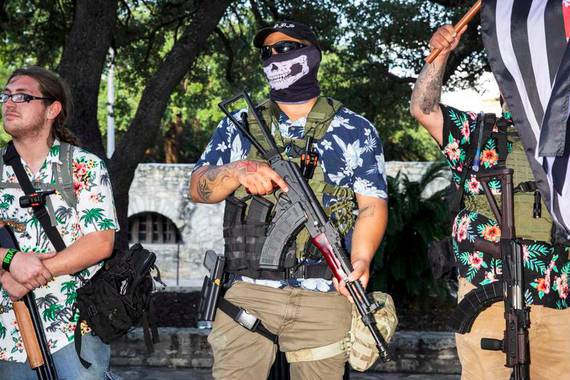 Alkandora hawaiarrak bai, Boogaloo mugimendua ez