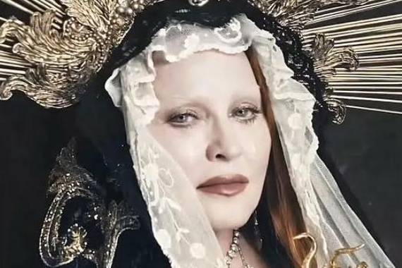 Madonnaz eta Birjina gaztettoaz gehiago