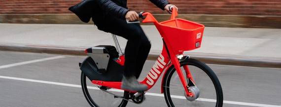 Bizikleta  eta motor elektrikoak ere eskainiko ditu UBERek