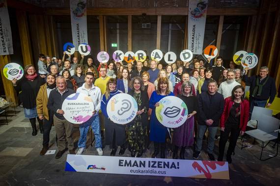 Ireki dute Euskaraldian izena emateko epea