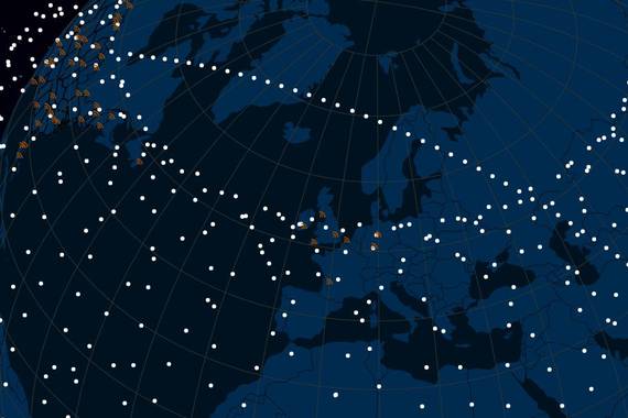 Zerua Starlink sateliteez betea dago eta hau hasi besterik ez da egin