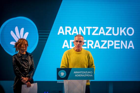Gure Eskuk burujabetasunaren aldeko Arantzazuko Adierazpen aurkeztu du