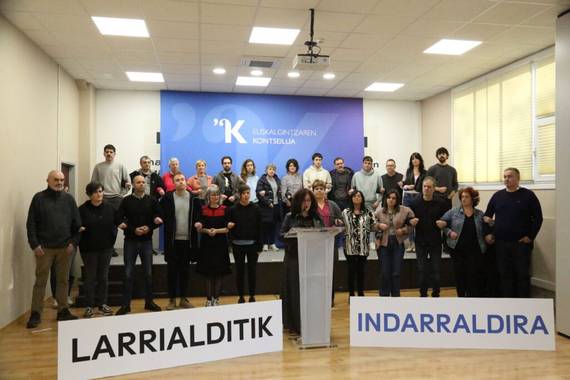 Oldarraldi eta larrialditik, indarraldira