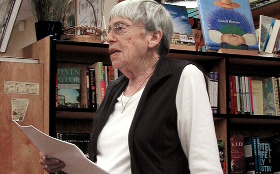 Laster euskaraz izango ditugu Ursula K. Le Guin-en Desjabetuak eta Iraultzaren bezpera