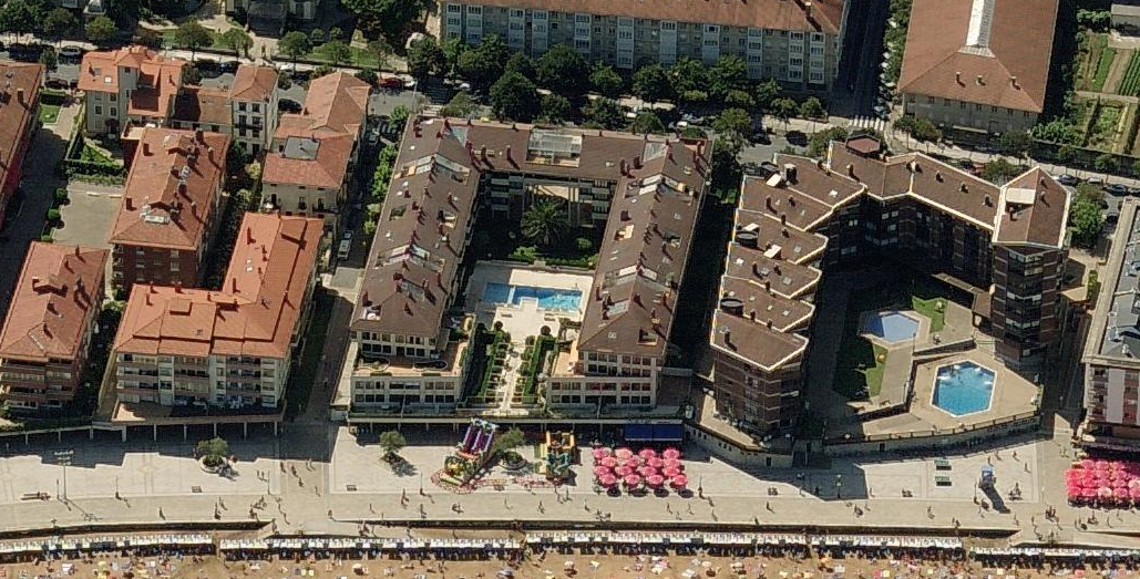 Zarauzko Eguzki Lore etxe-uhartea (X. Unzurrunzaga)